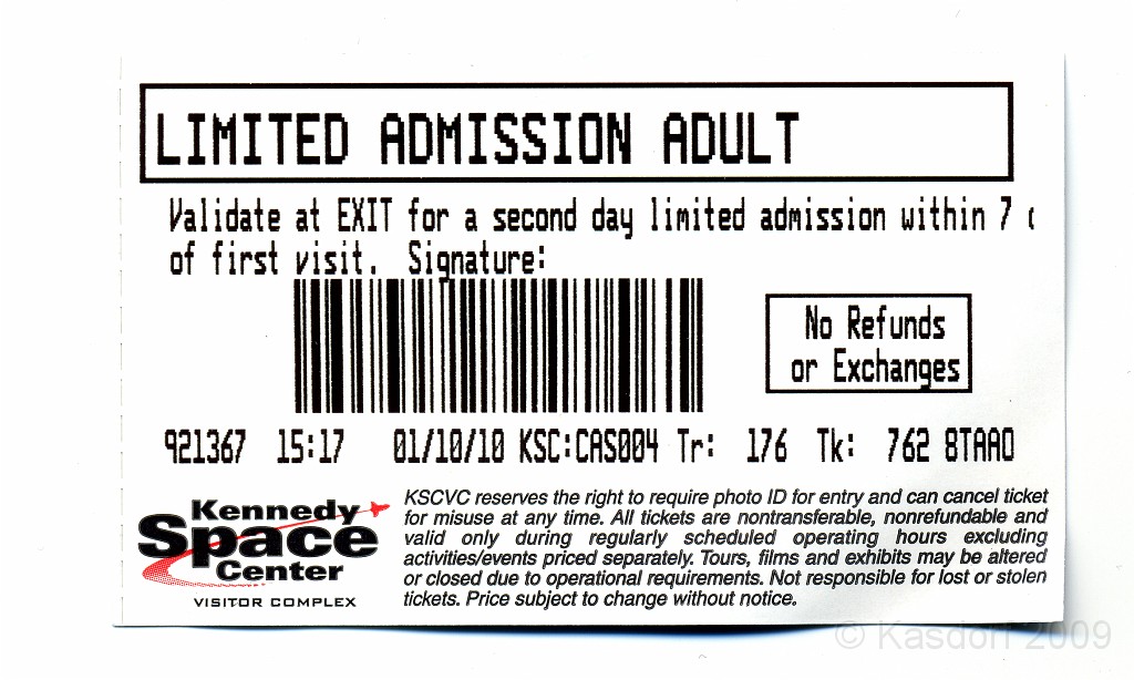 Disney 2010 D2 0576.jpg - January 9-11, 2010 Disney World Florida. Went to run the marathon. Sunday 5:40 AM start the race! Finish, go take a hot shower! Paul drove us over to Kennedy Space Center. Then buffet at Animal Kingdom for dinner!